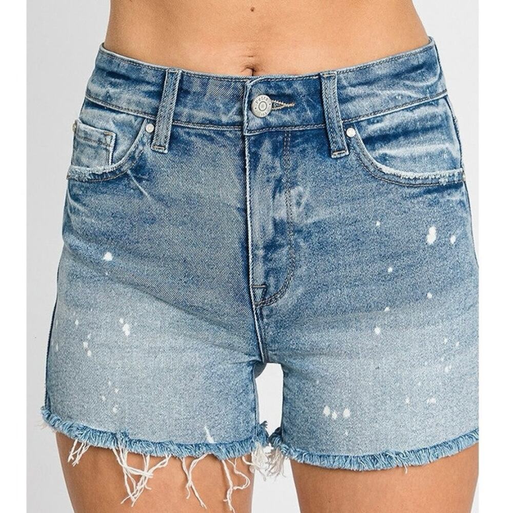 NEW Petra153 Kelsea Mid Rise Denim Shorts Distressed Medium Wash Trendy Summer 5